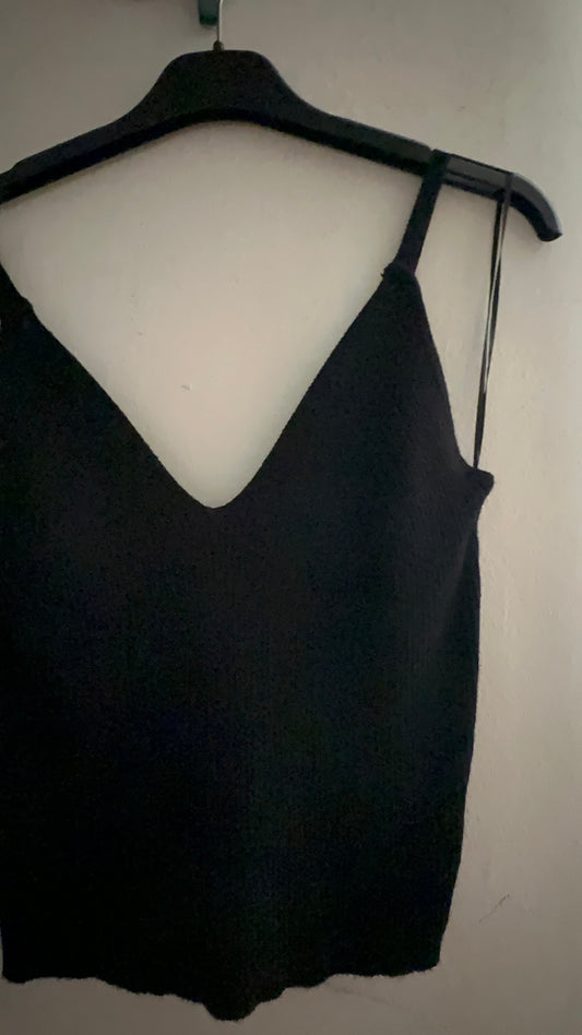Top black