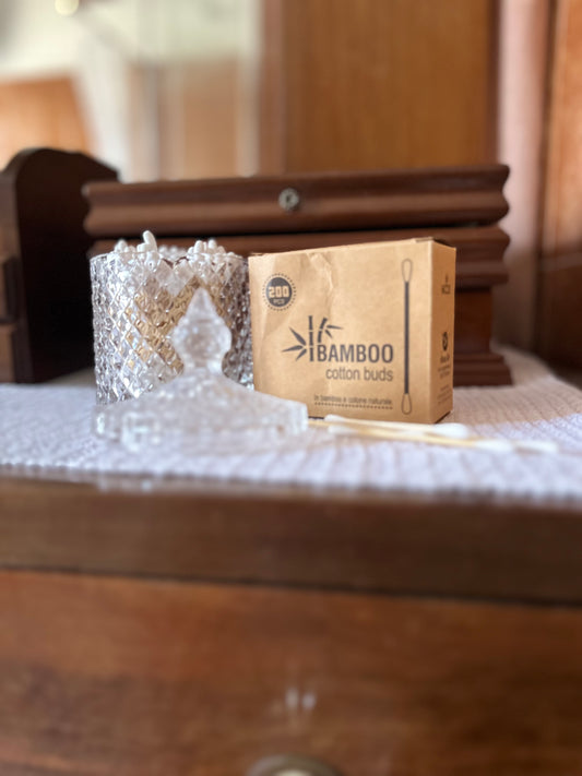 Bamboo cotton buds