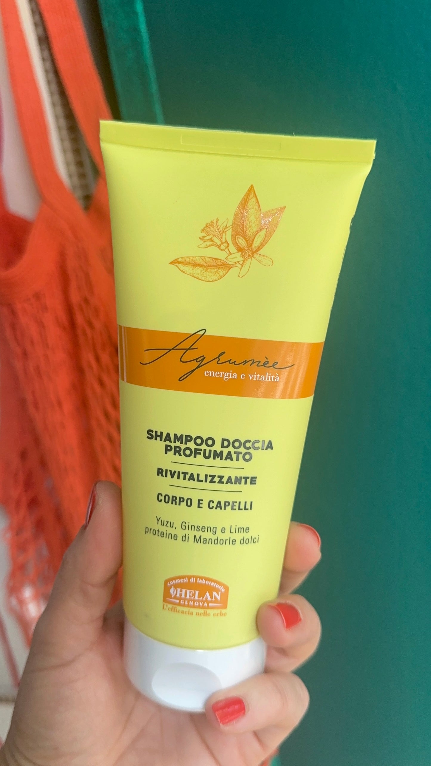 Shampoo doccia profumato