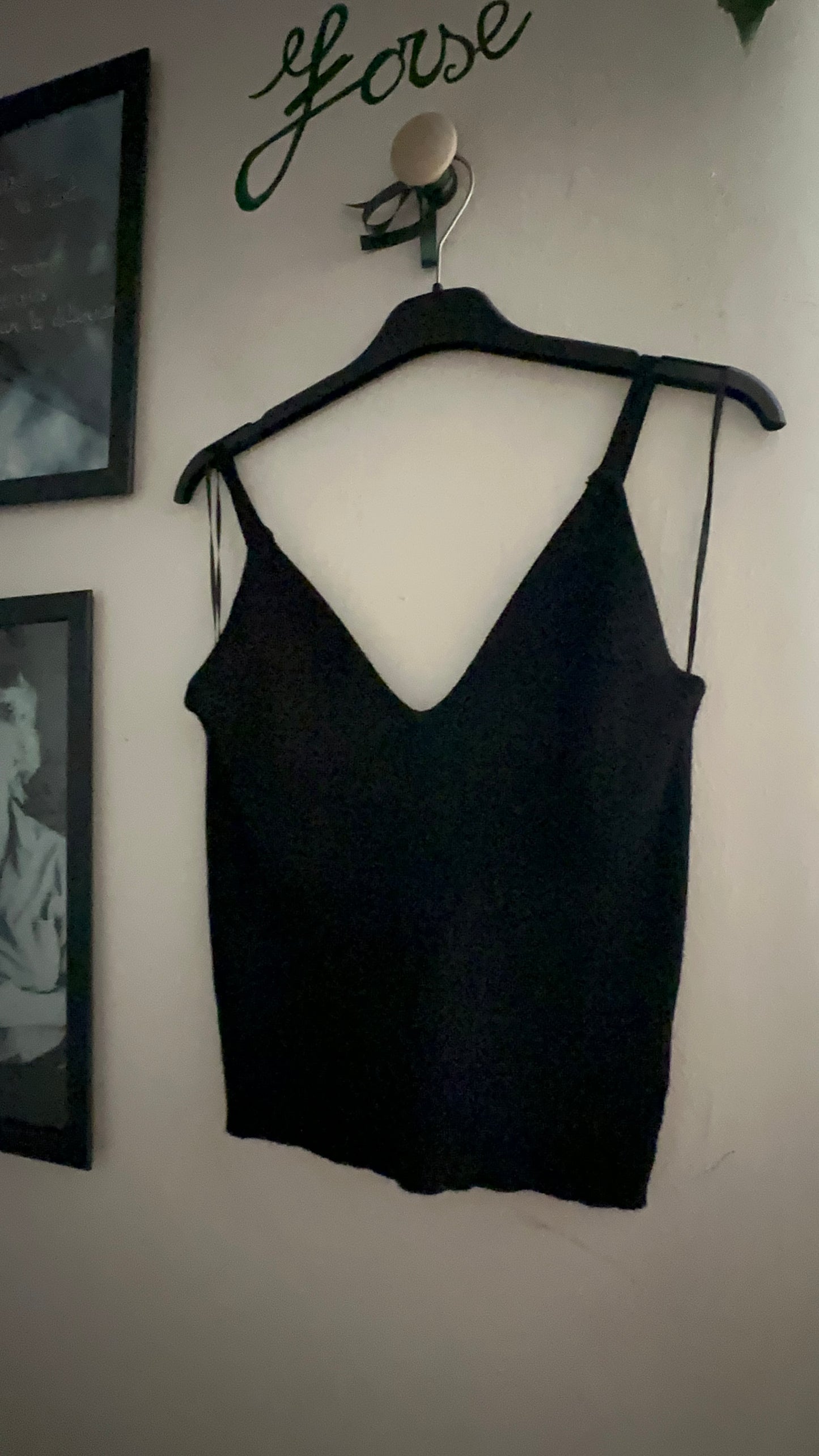 Top black